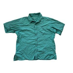 Mountain Hardwear Short sleeve, button down,  size Medium, Green; Performance
